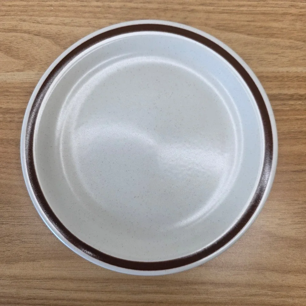 Vintage Woodhaven Collection Sandusky Bread And Butter Plates Set of 4 6.25